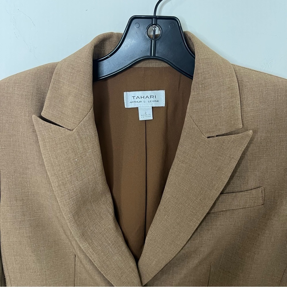 Tahari Arthur S. Levine Blazer Jacket Tan Brown Size 2 - Picture 3 of 10